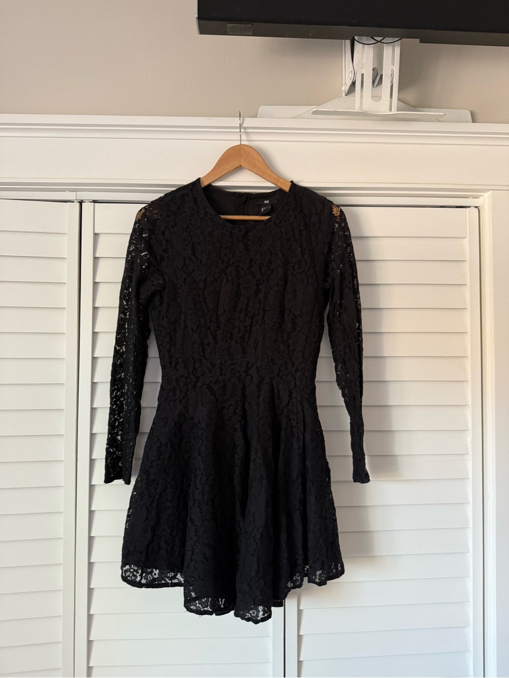 H&M Black Long-Sleeve Lace Skater Dress